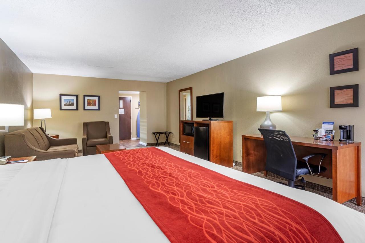 Comfort Inn Matthews / Charlotte מראה חיצוני תמונה
