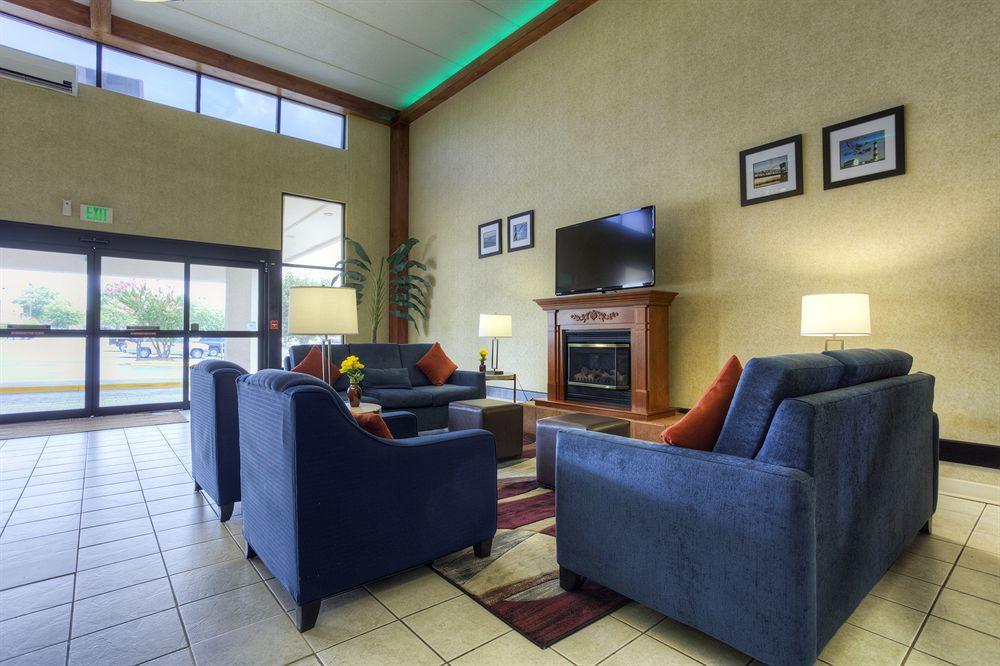 Comfort Inn Matthews / Charlotte מראה חיצוני תמונה