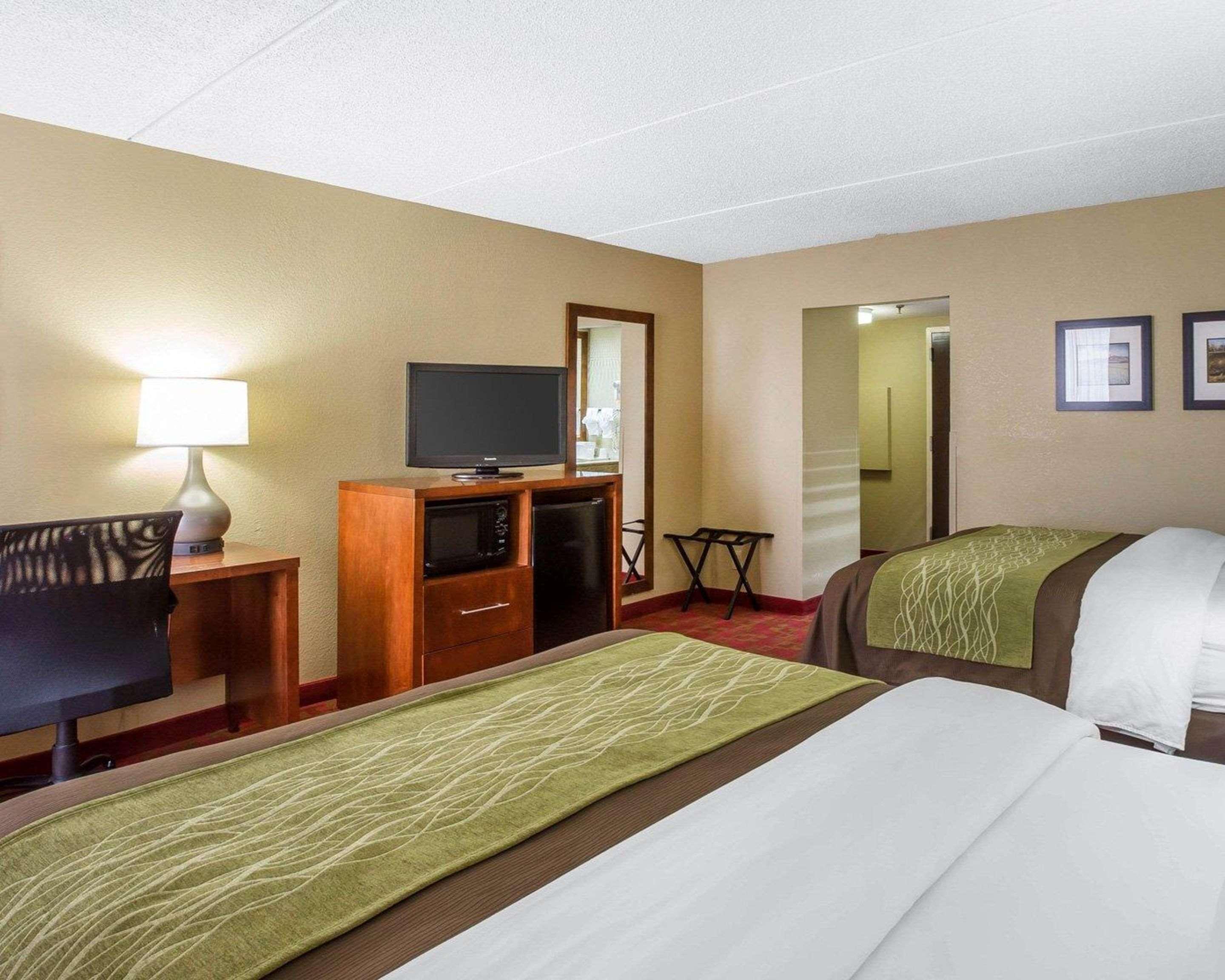 Comfort Inn Matthews / Charlotte מראה חיצוני תמונה