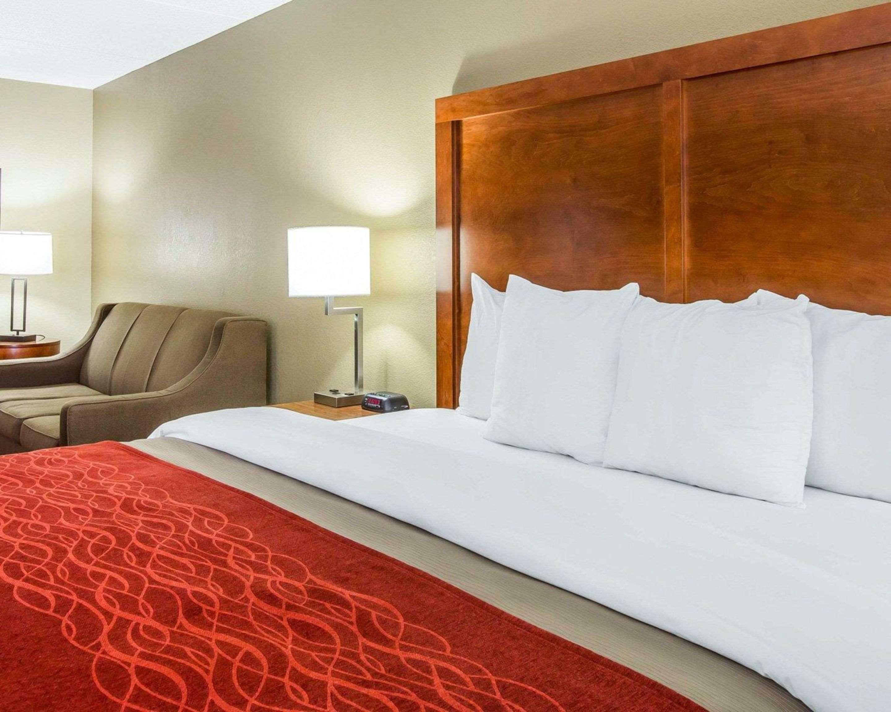 Comfort Inn Matthews / Charlotte מראה חיצוני תמונה