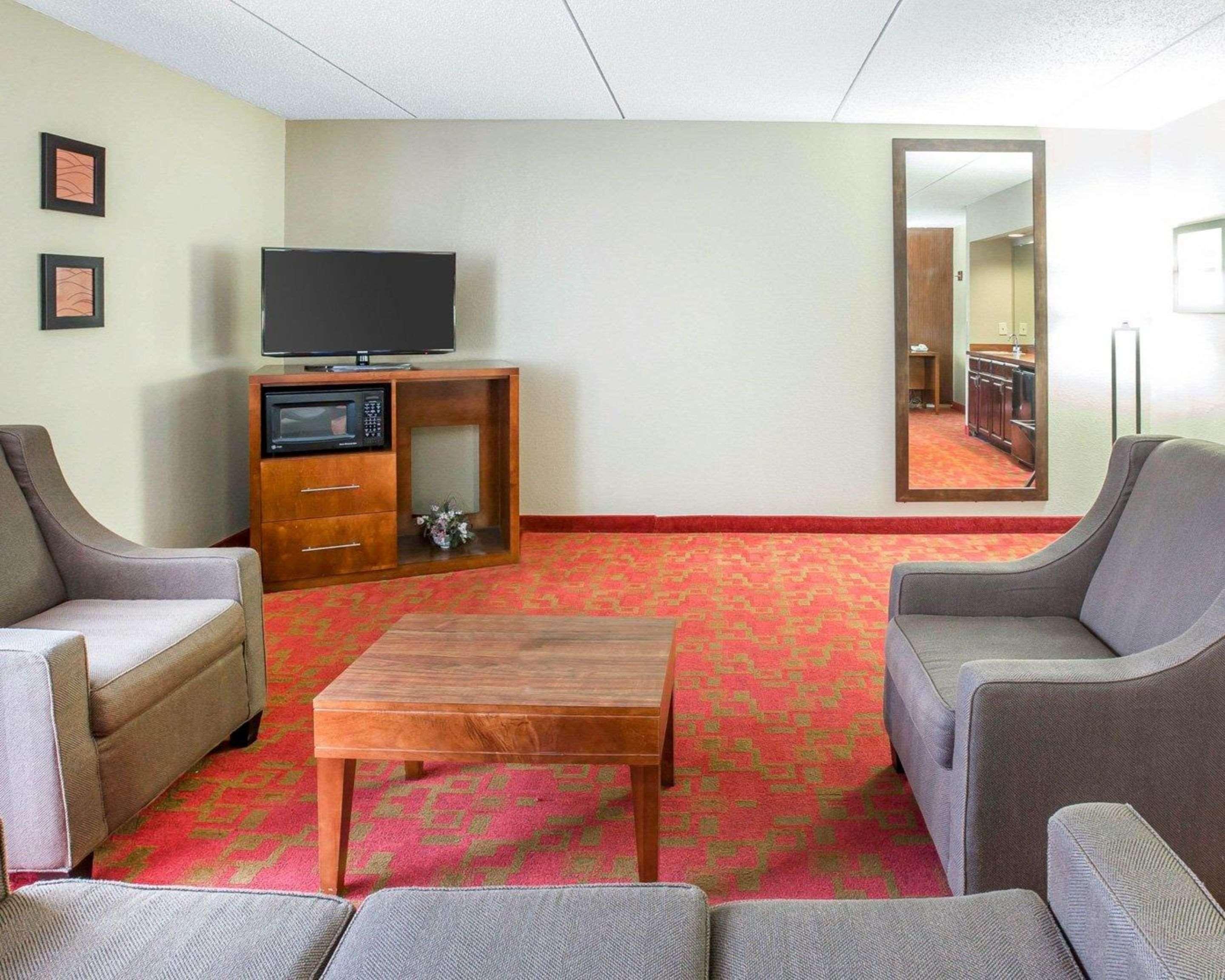 Comfort Inn Matthews / Charlotte מראה חיצוני תמונה