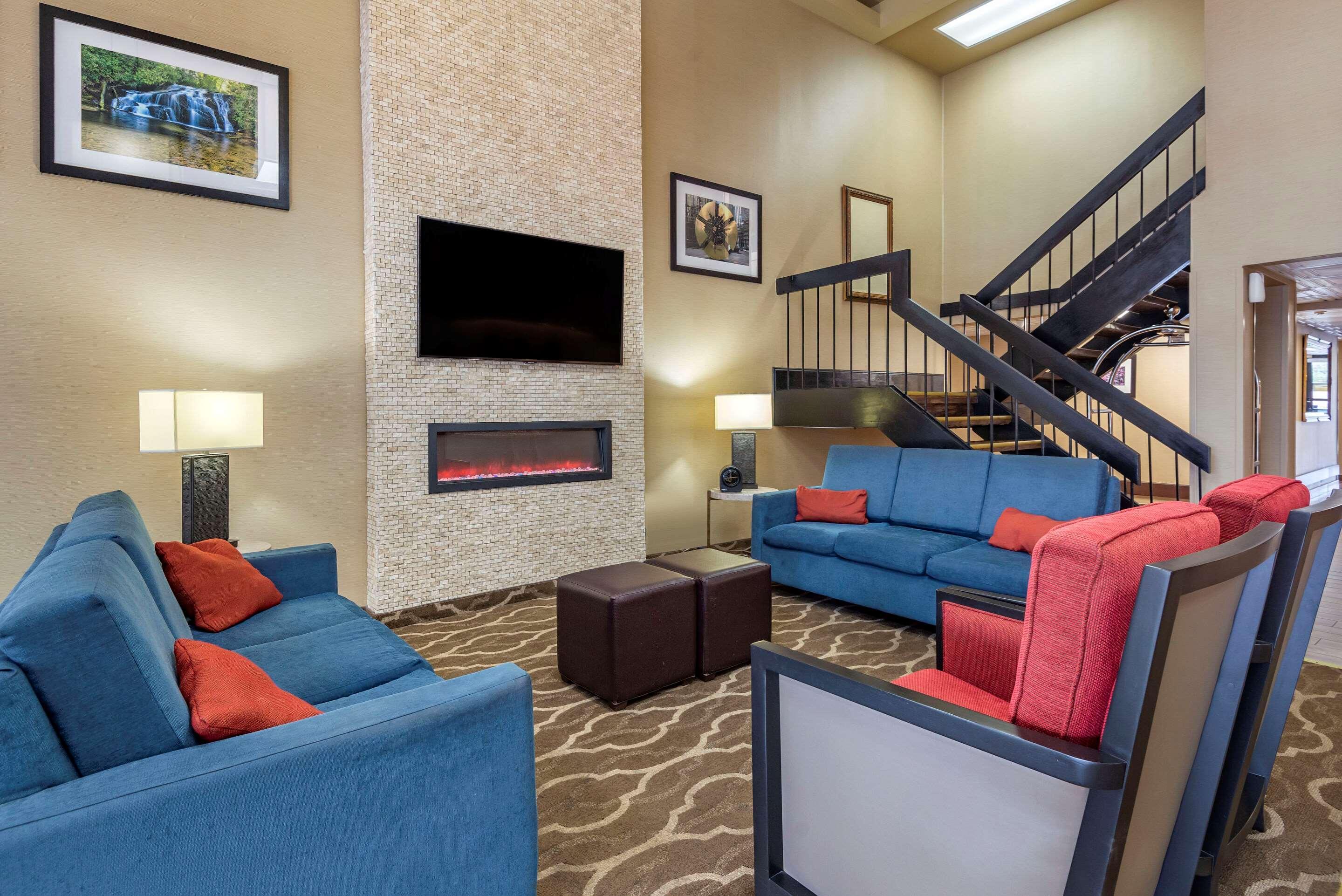 Comfort Inn Matthews / Charlotte מראה חיצוני תמונה