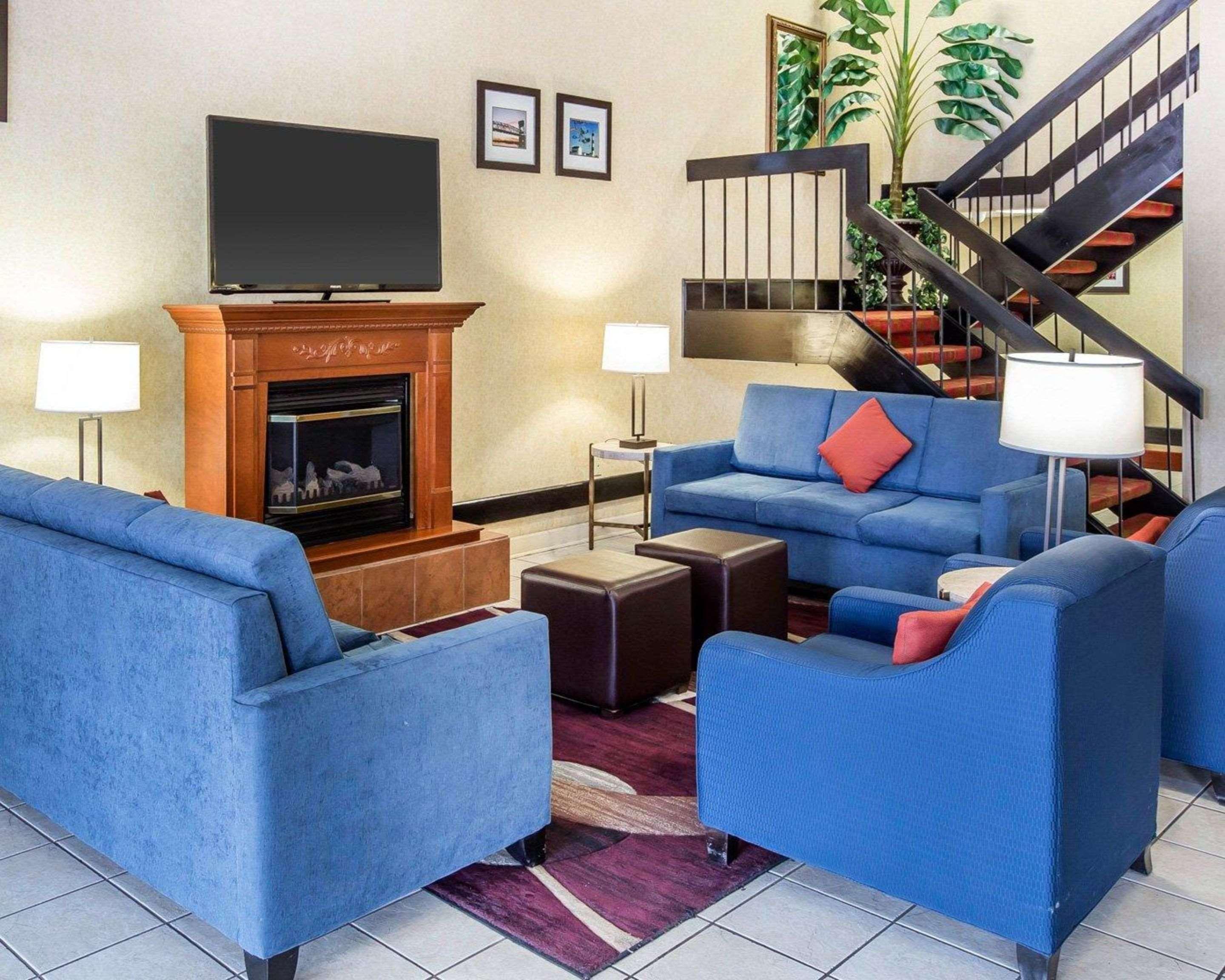 Comfort Inn Matthews / Charlotte מראה חיצוני תמונה
