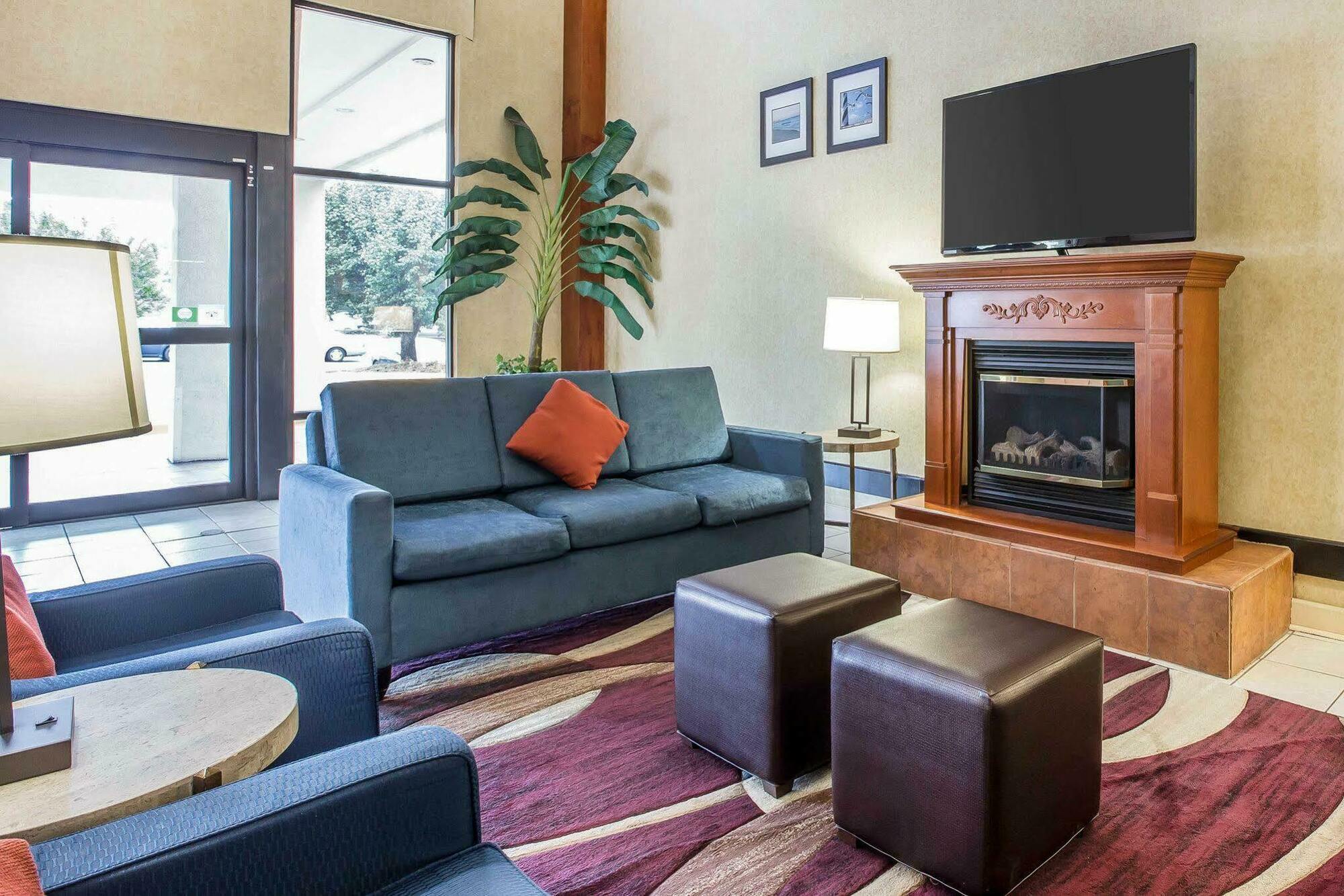 Comfort Inn Matthews / Charlotte מראה חיצוני תמונה